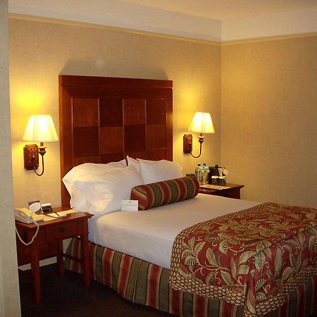 Embassy Suites San Antonio Airport Værelse billede